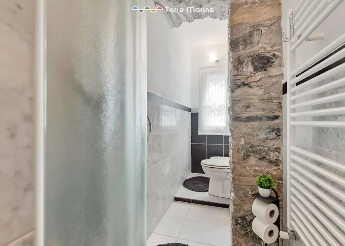 Richard's House, Terre Marine *