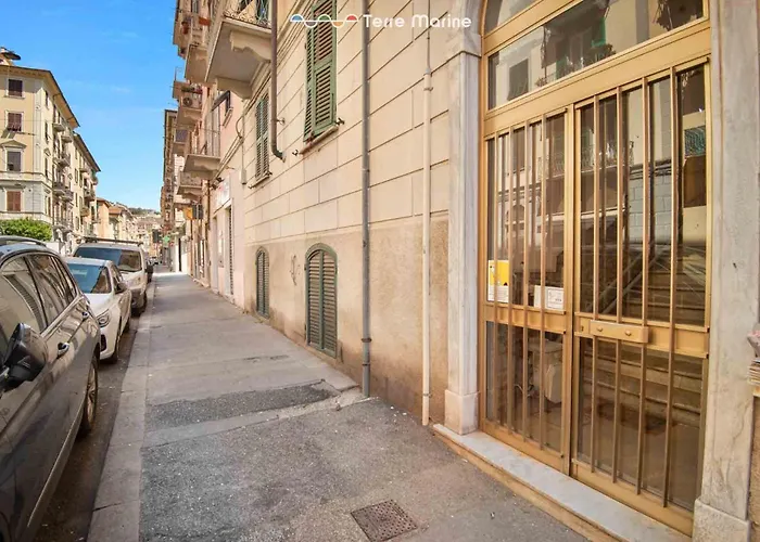 Apartman Richard's House, Terre Marine