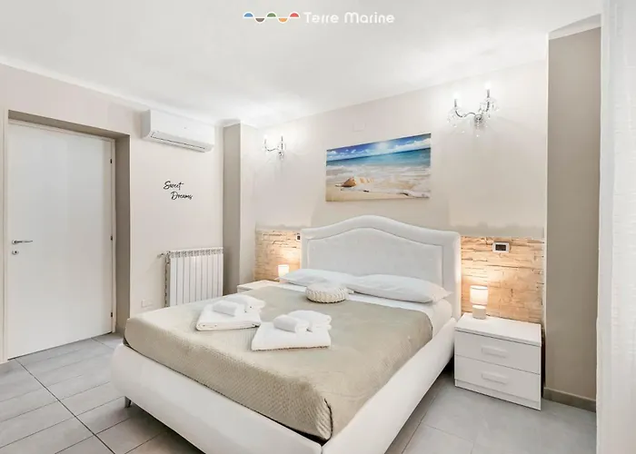 Richard's House, Terre Marine Apartment